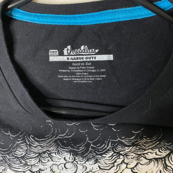 Vintage Threadless shirt - Good Vs Evil - by badbasilisk - out of print - Picture 2 of 3